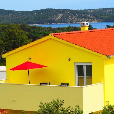Apartment Gaby Božava エクステリア 写真