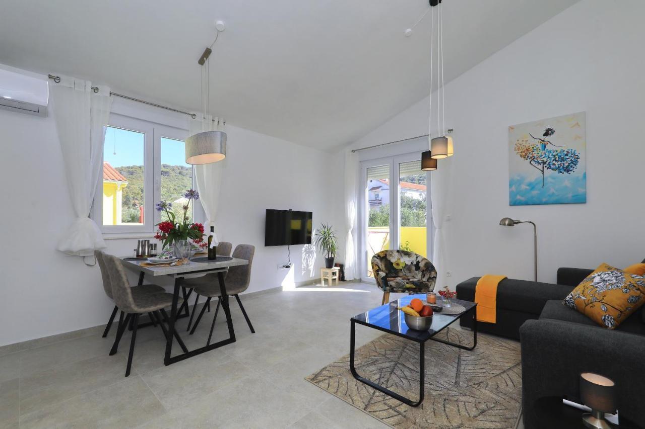 Apartment Gaby Božava エクステリア 写真