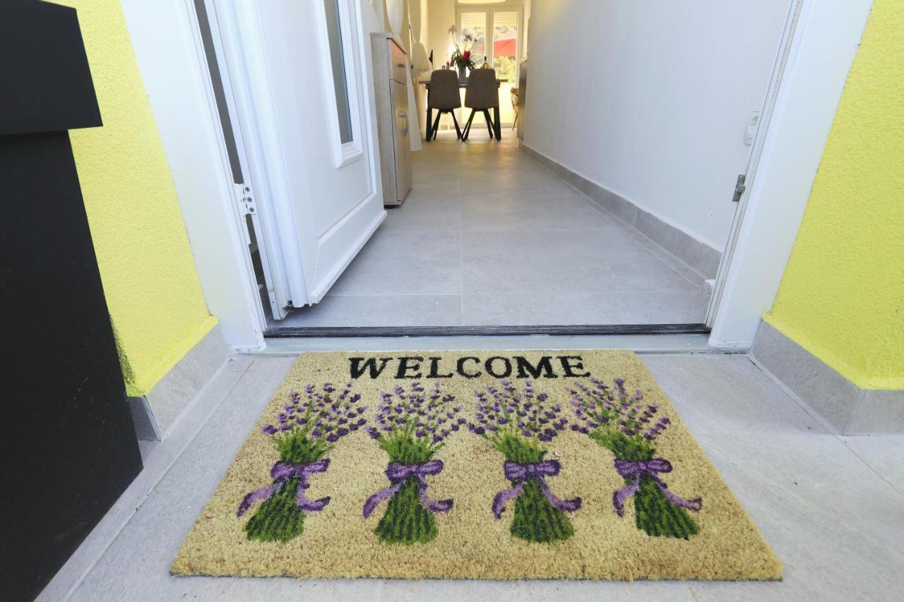 Apartment Gaby Božava エクステリア 写真