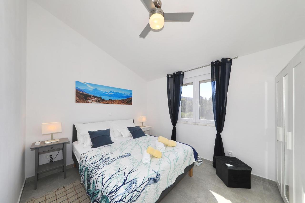 Apartment Gaby Božava エクステリア 写真